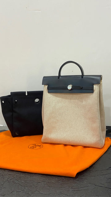 Hermes Herbag 31 Retourné in Noir/Toile - F Stamp (31×34cm) - A-Grade