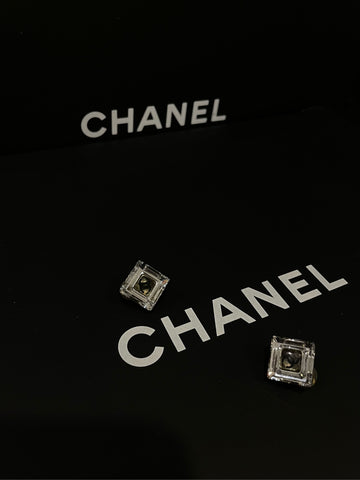 CHANEL Acrylic Square Clip Earrings 2cm - B Grade (One Engraving Worn Off)