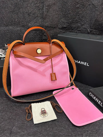 Hermès Herbag 31 in Pink with Silver Hardware (Model YTS002AJ, Grade A) Dimensions: 31cm × 27cm | Material: Canvas & Swift Leather