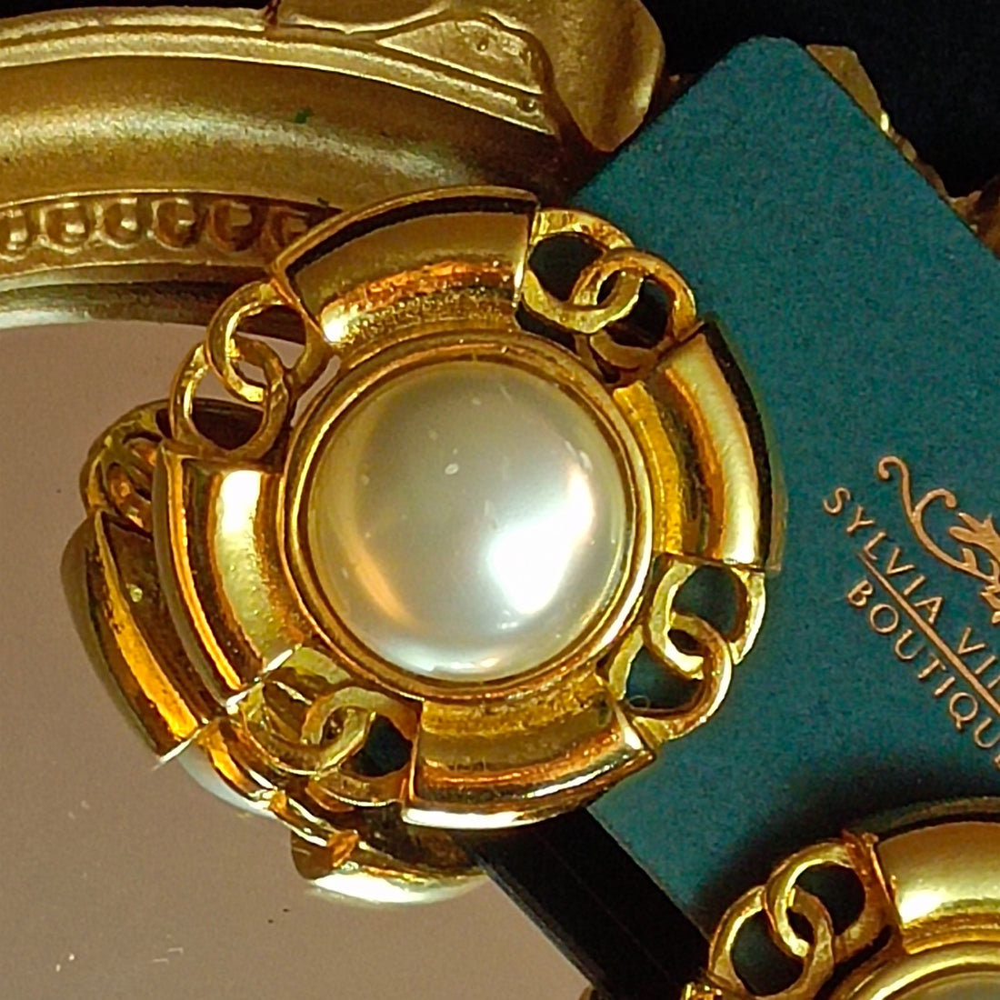 Chanel Vintage Round Diamond-Set Clip Earrings Diameter: 2.3cm