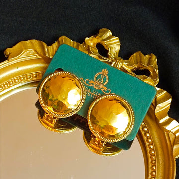 Chanel vintage round irregular clip-on earrings, diameter 2.2cm