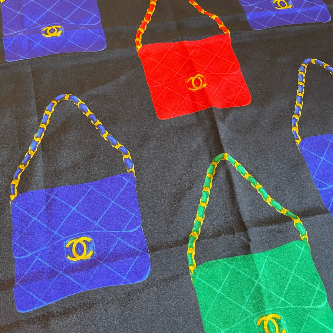 Chanel Square Pouch Scarf (Les Miniatures) - 88×88cm - 100% Silk - Grade A - 1990s Vintage