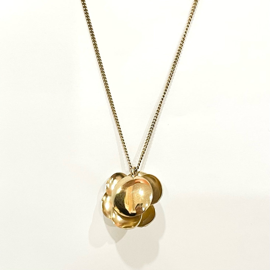 Chanel White Camellia Necklace 02P Gold-Plated | Grade A