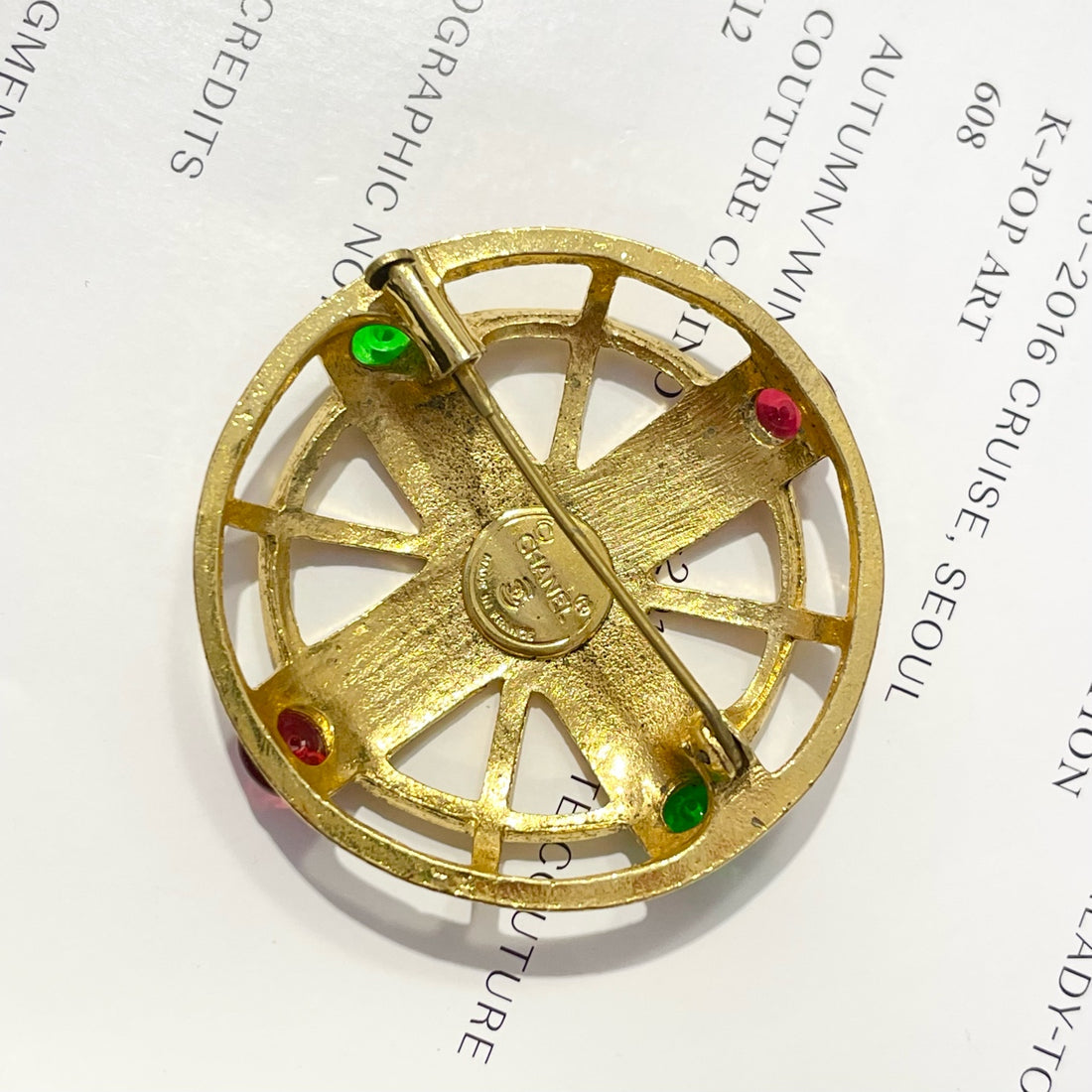Chanel Vintage Openwork Glass Brooch, 4.5cm Diameter, 1990s, A-Grade, Gold-Plated & Glass