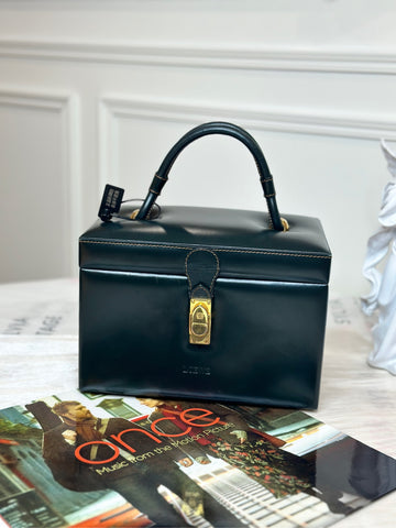 Loewe Dark Green Museum Box Bag in Calfskin - 24cm × 16cm (No Serial Number)-B-Grade