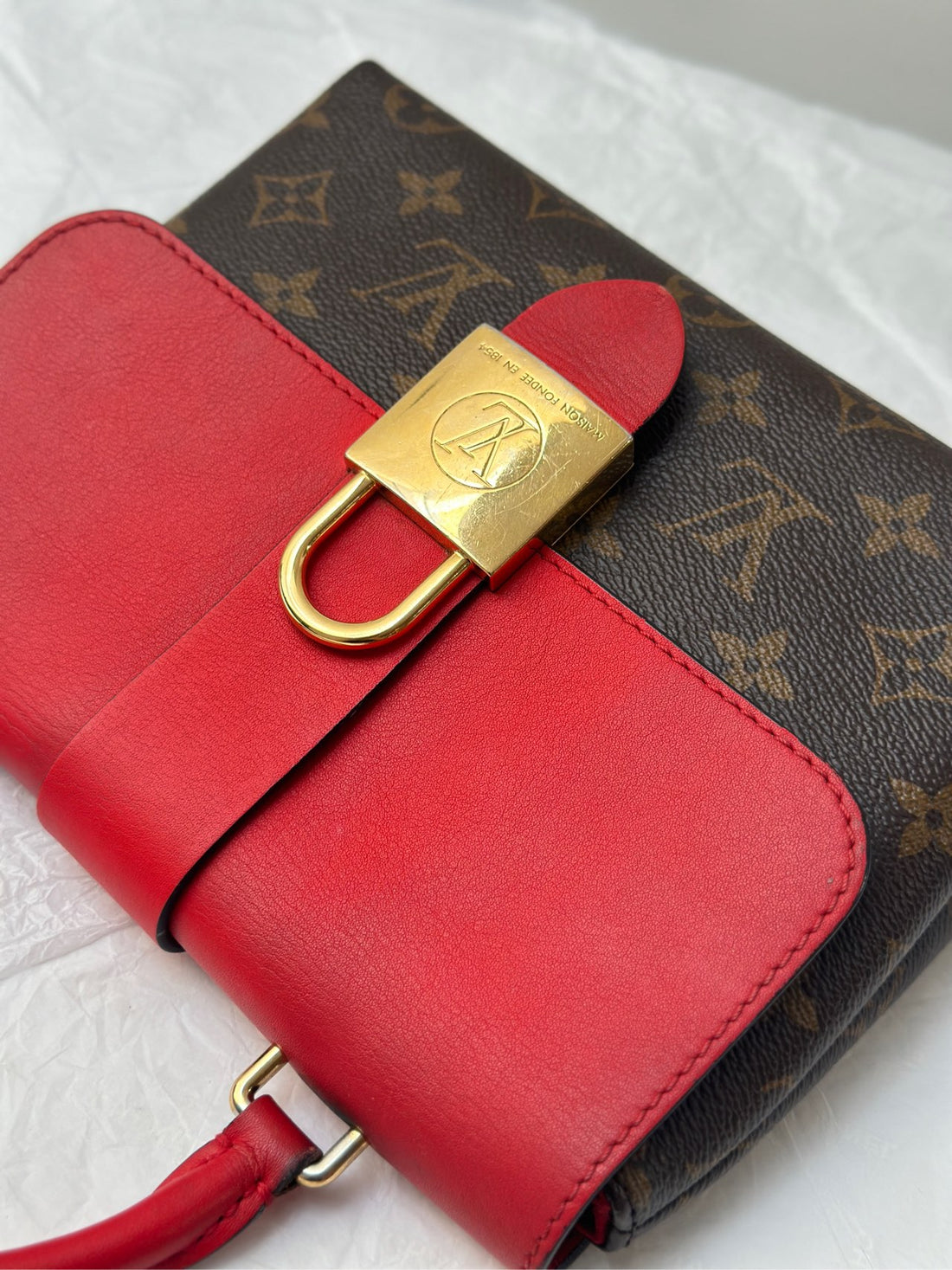 LV Monogram Lockme BB Bag with Red Accents DU4168 20*15cm Grade A
