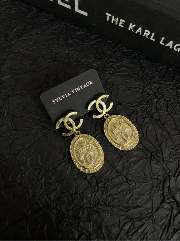 Chanel 21A Rome Collection Double C Pendant Earrings-4cm-Gold-plated