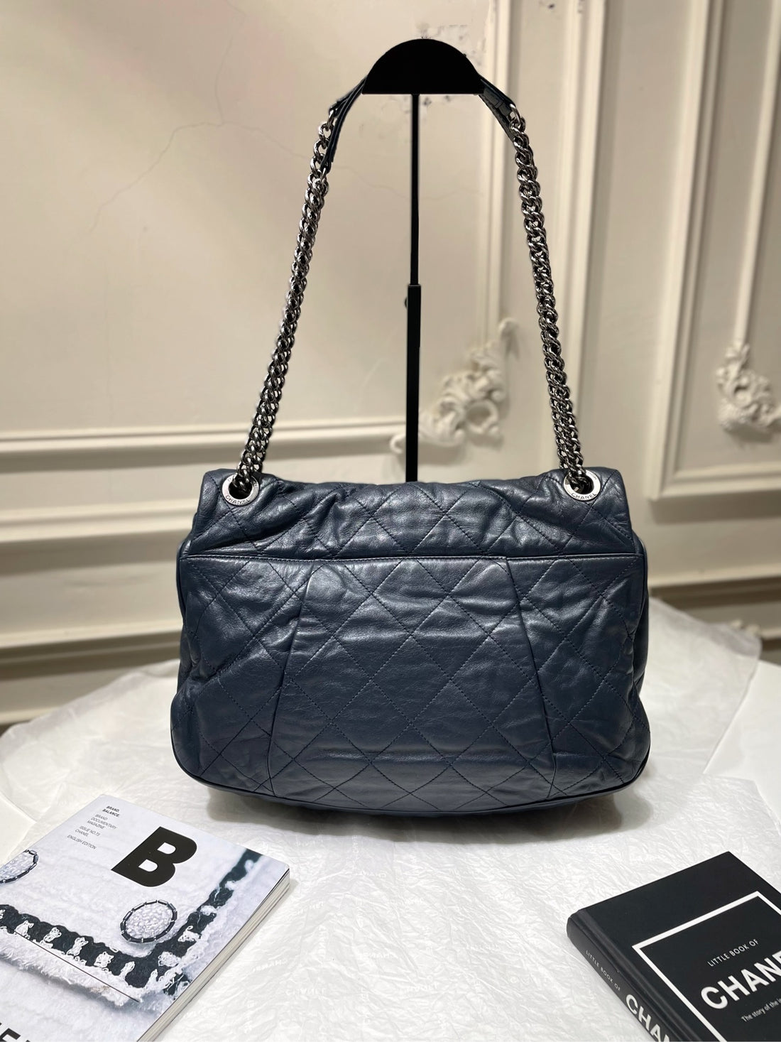 CHANEL Dark Navy Lambskin Airport Chain Flap Bag #16842921 34*24cm Grade A