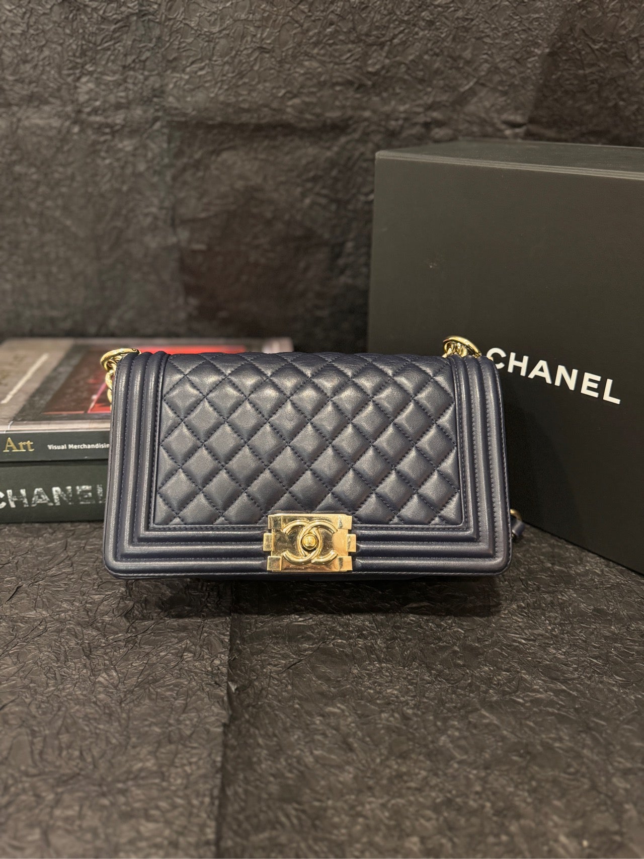 Chanel Lambskin Le Boy Medium with Gold Hardware - 25×15cm - A-Grade (Serial 22004257)