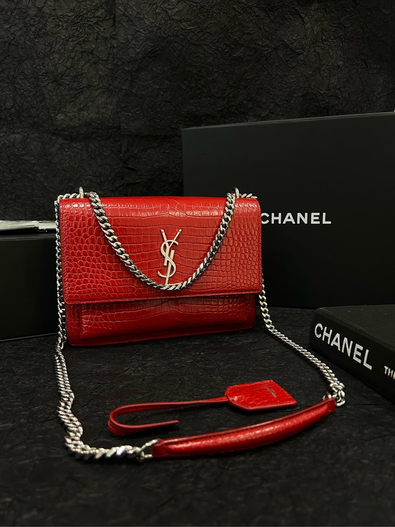 Saint Laurent Red Sunset Medium Bag 22×15cm Retail Price 20,000+ CNY Code: 0318
