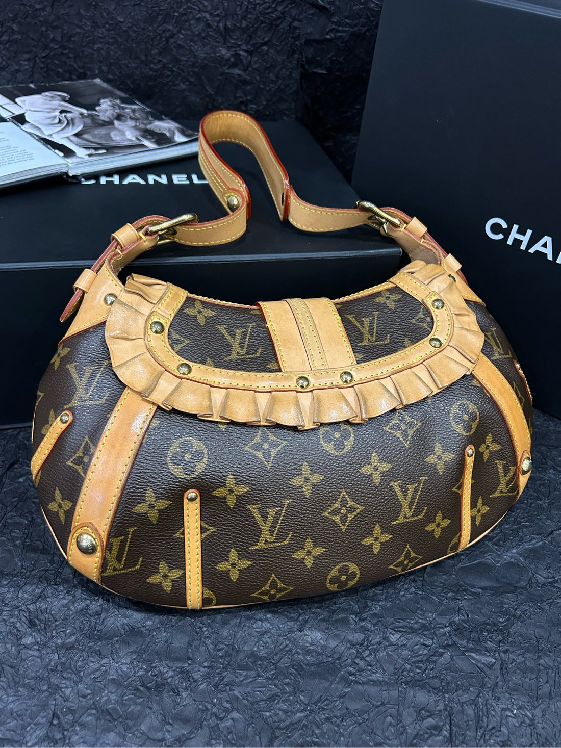 Louis Vuitton/LV Monogram Lotus Pea Underarm Bag 32cm×19cm (Zhang Bozhi’s Iconic Style, Grade A) - Model CA0074